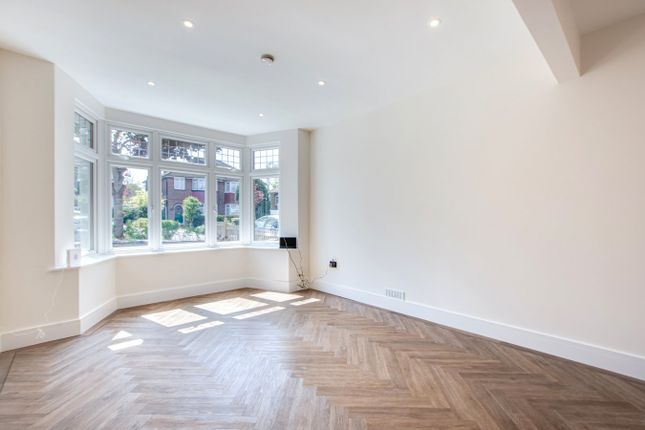 13, Mereworth Drive, London photo 3