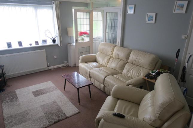 191, Mandarin Way, Cheltenham photo 3