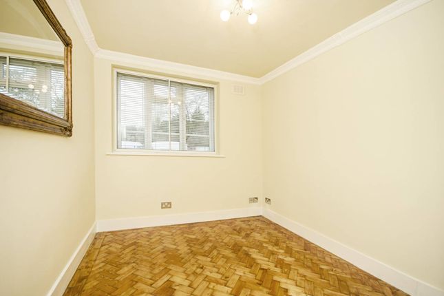 Thumbnail Flat to rent in Beaufort Park, Hampstead Garden Suburb, London