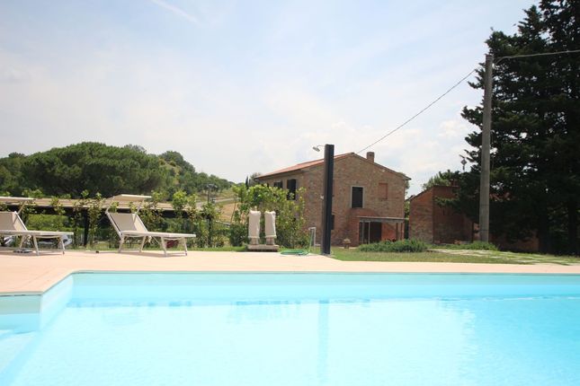 Property for sale in 56037 Peccioli, Province Of Pisa, Italy