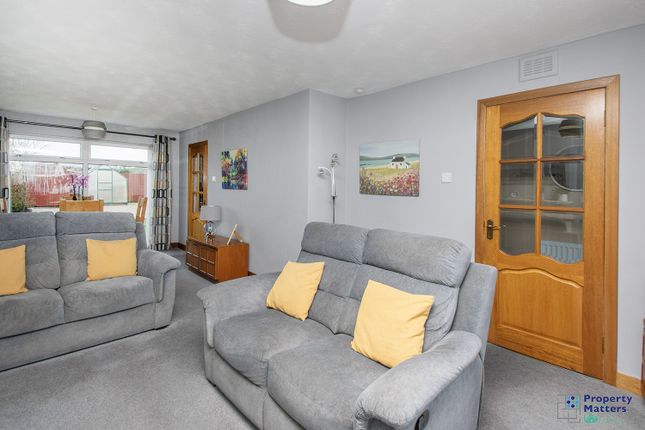 10 Cotter Drive, Kilmarnock photo 4