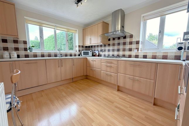 2, Lime Grove, Bottesford photo 2