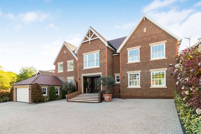 Thumbnail Detached house for sale in Beech Hill Avenue, Hadley Wood, Barnet
