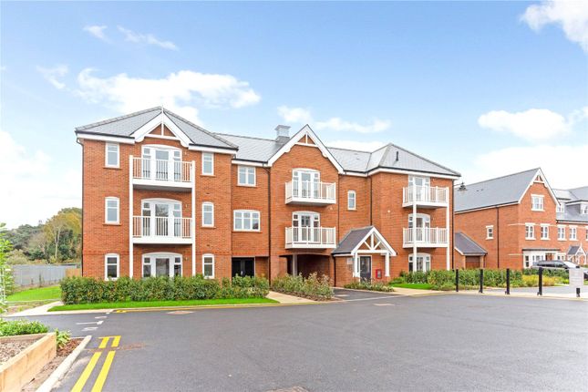 Thumbnail Flat for sale in Cavendish Meads, Ascot, Ascot