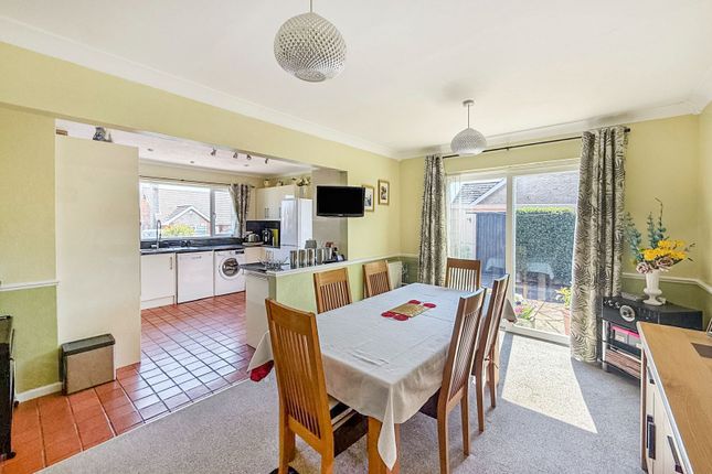 2, Milson Close, Barton-upon-humber photo 4