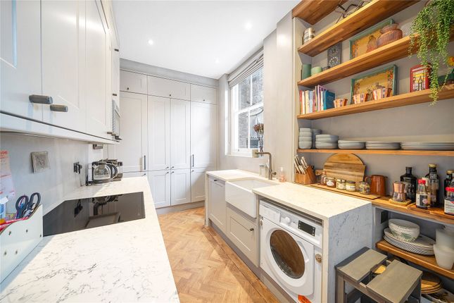 Flat 2B, Wetherby Mansions,, Earl's Court Square, London photo 4