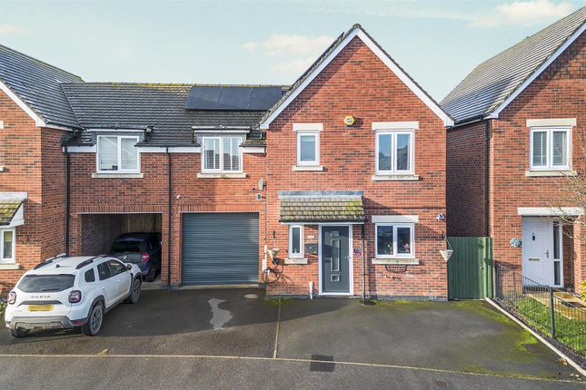 6, Hewer Drive, Swadlincote photo 2