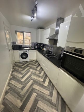 51 Fir Tree Farm Drive, Birmingham photo 2