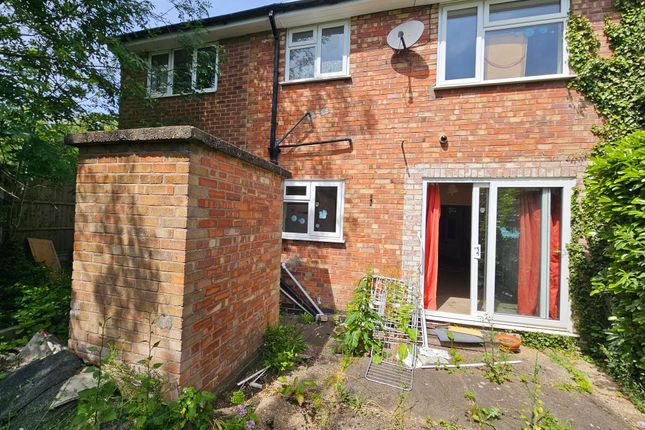 114 Downing Drive, Leicester photo 3