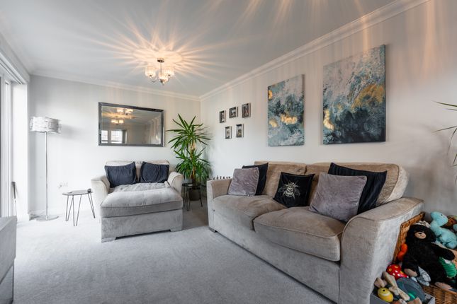 15, Curlew Drive, Summerpark, Dumfries photo 5