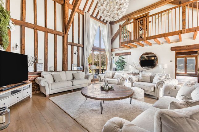 Old Oak Barn,, Burnt Farm Ride, Goffs Oak photo 2