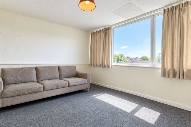 Newman Court, London photo 2