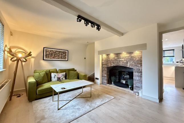 16, Pinn Lane, Exeter photo 2