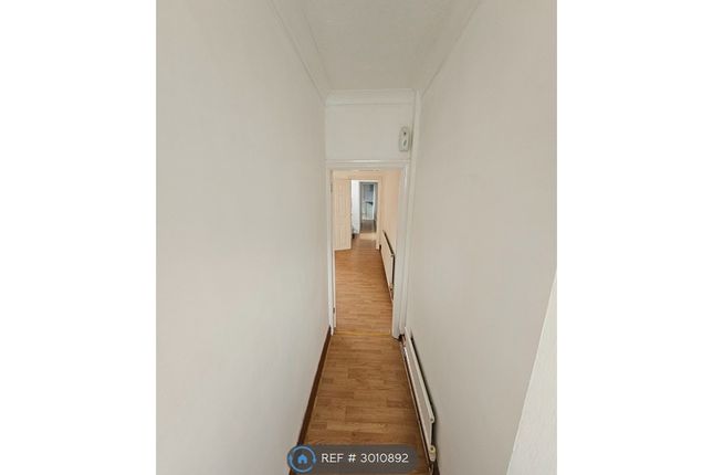 Queen Street, Rushden photo 2
