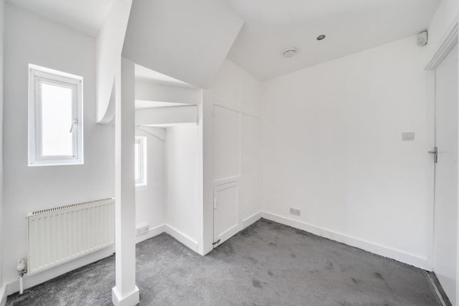 47, Ventnor Avenue, Stanmore photo 3