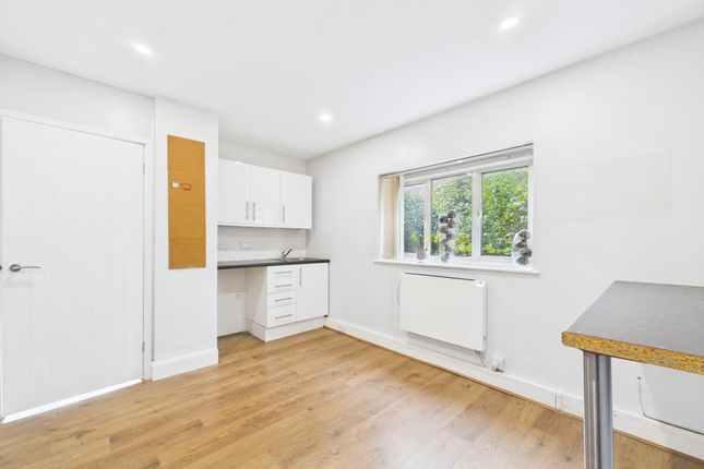 Osprey House, 18, Worthing Road, Horsham photo 2