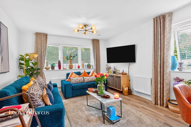 Flat 3, Mithian Court, 3, Montagu Crescent, Redhill photo 4