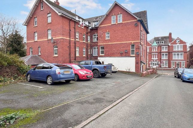 Derrymore, Temple Street, Llandrindod Wells photo 2