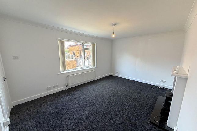 9, Nursery Drive, Catcliffe photo 4