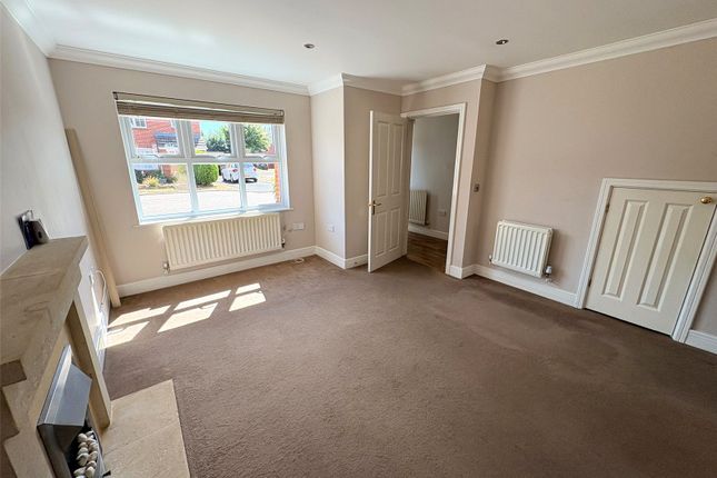 30, Lime Avenue, Chichester photo 4