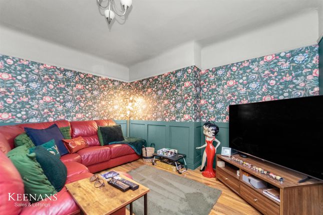 59, Tellson Crescent, Salford photo 2