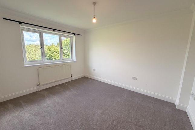 Flat 5, 24, Amanda Close, Bexhill-On-Sea photo 4