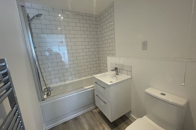 Apartment 61, Strutt House, 1, Erasmus Drive, Derbyshire photo 5