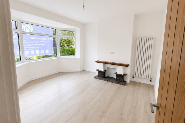 33, Folly Lane, Swinton photo 2