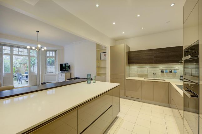 2-bed flat on Flat 11, 63-65, Hamilton Terrace, London, £1,375,000