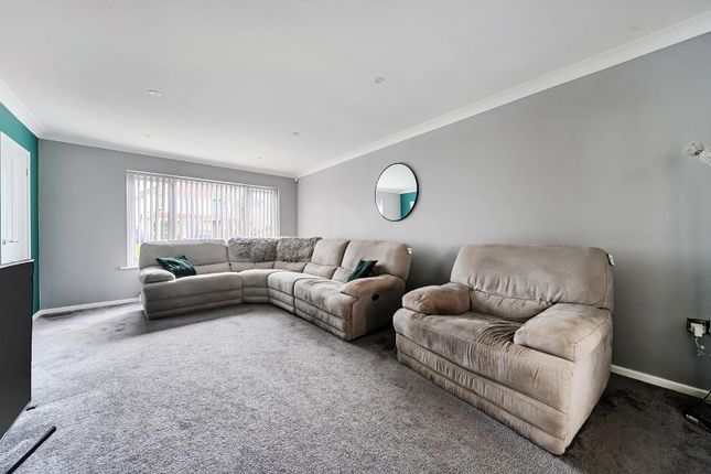 64b, Stakes Road, Waterlooville photo 3