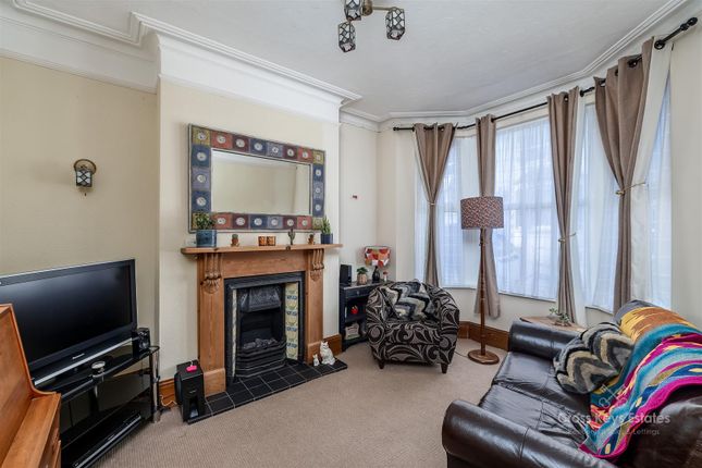 16, Balmoral Avenue, Plymouth photo 2