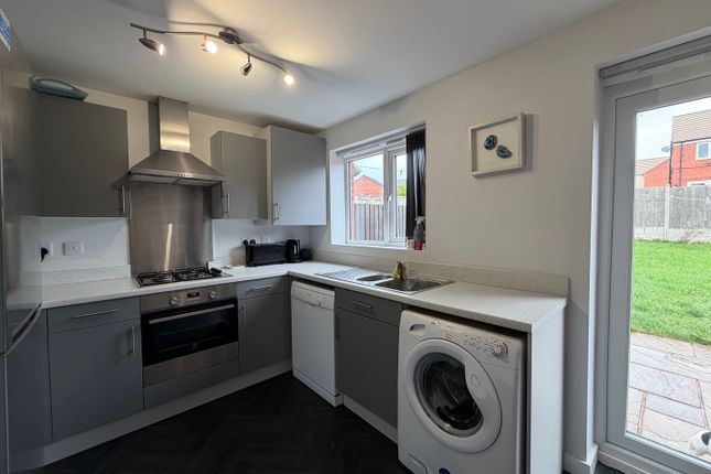 3, Harston Grove, Stone photo 5