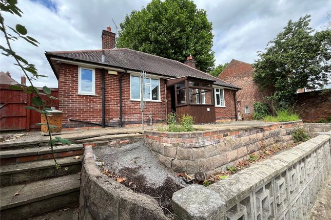 Thumbnail Bungalow to rent in Park Drive, Ilkeston, Derbyshire