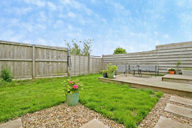 16, Roskrow Close, Redruth photo 4