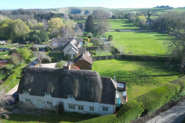 3-bed house on Beech Tree Cottage, Church Lane, Woolstone, £750,000