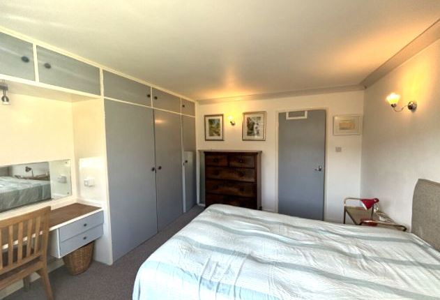10, Leamington Spa photo 3
