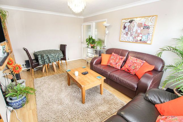 24 Shearwater Avenue, Whitstable photo 3