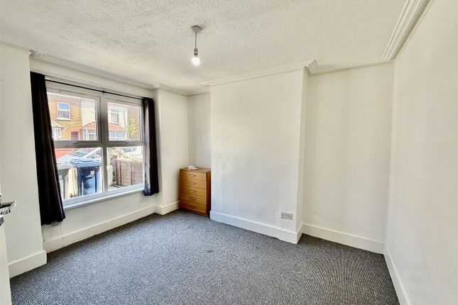 52, Inverness Road, Southall photo 3