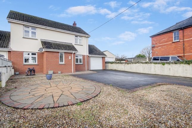 Link-detached house for sale in First Field Lane, Braunton