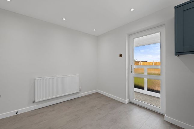 35, Malwood Way, Rotherham photo 4