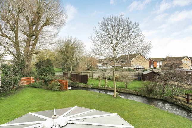 End terrace house for sale in Kingfishers, Wantage