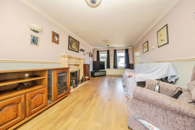 23, Colchester Road, Essex photo 3