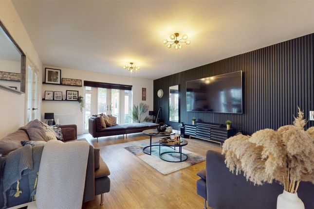 31, Missenden Street, Milton Keynes photo 3