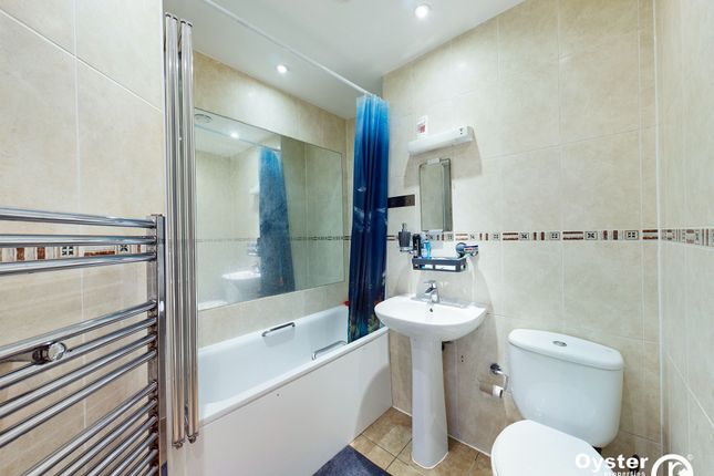 Flat for sale in Greens End, Maritime House Greens End