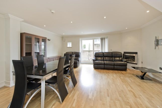 Thumbnail Terraced house to rent in Tallow Road, Brentford