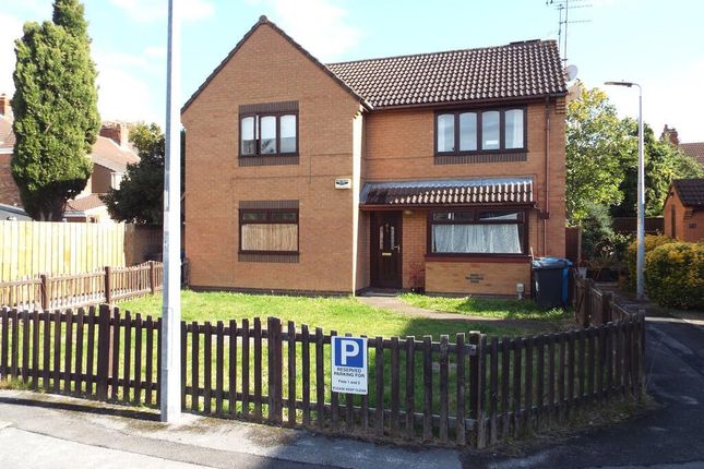 2-bed flat on 3, Nunnington Close, East Yorkshire, £110,000