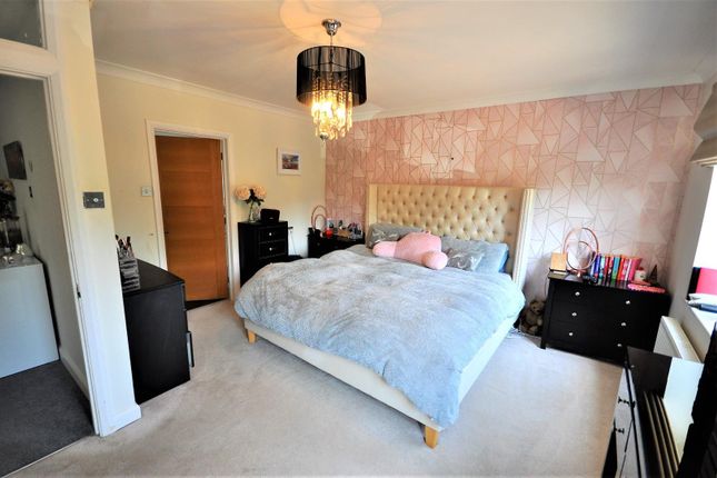 Semi-detached house for sale in Tring Road, Dunstable