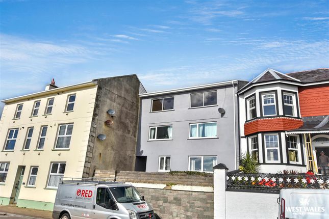 Flat 3 Lansdowne Court, 34, Hamilton Terrace, Milford Haven photo 4