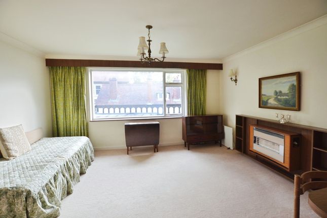 Flat 14, Magnolia Court, Storth Lane, Sheffield photo 4