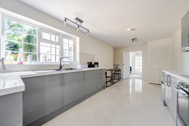 6, Lime Grove, Orpington photo 2